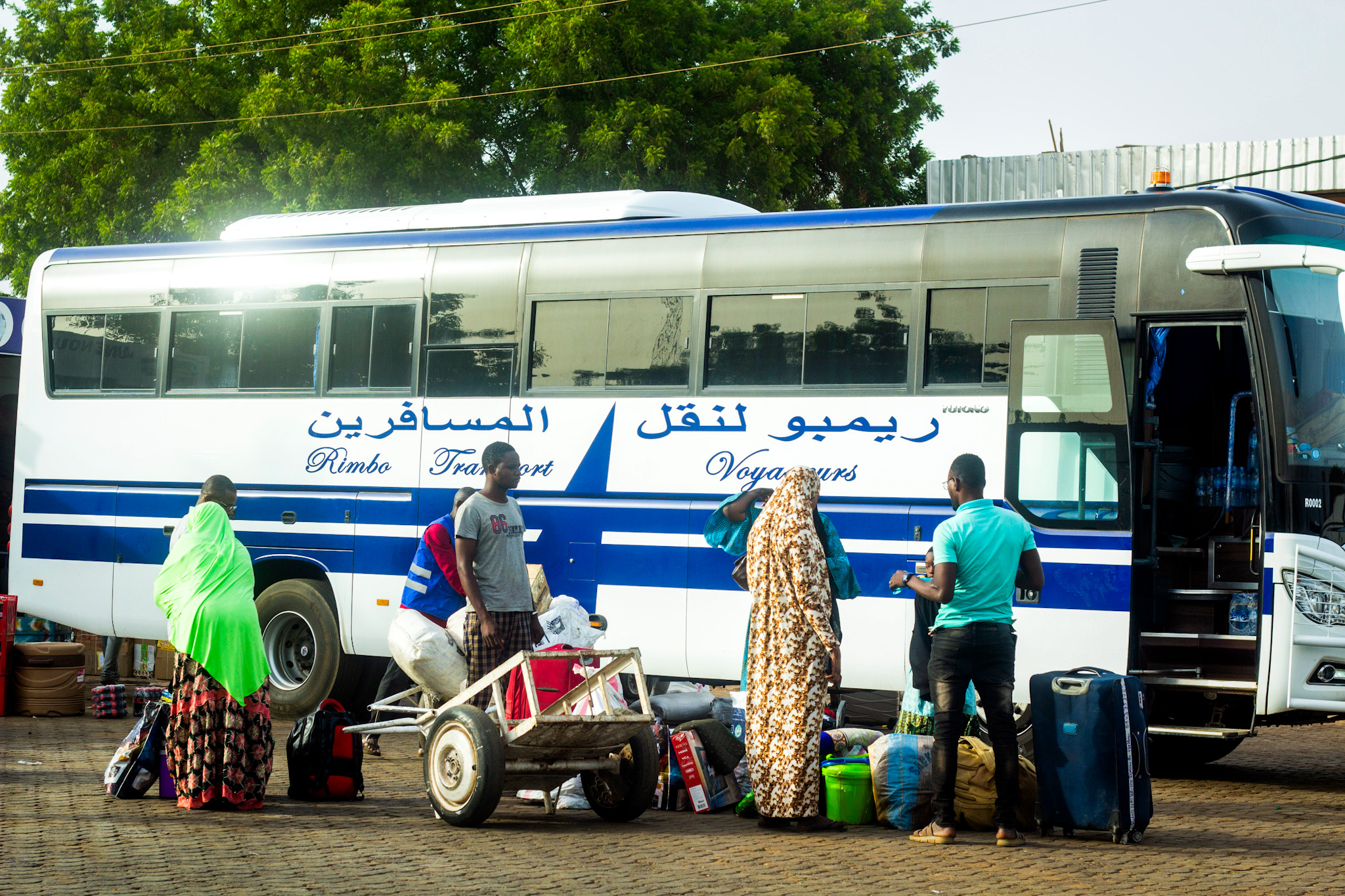 BUS EXPRESS Niamey - Zinder depart 4h arrivée 18H